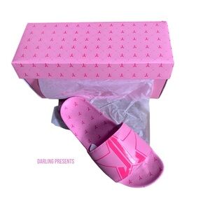 JEFFREE STAR POOL SLIDES UNISEX COLOR PINK MEN SIZE 12